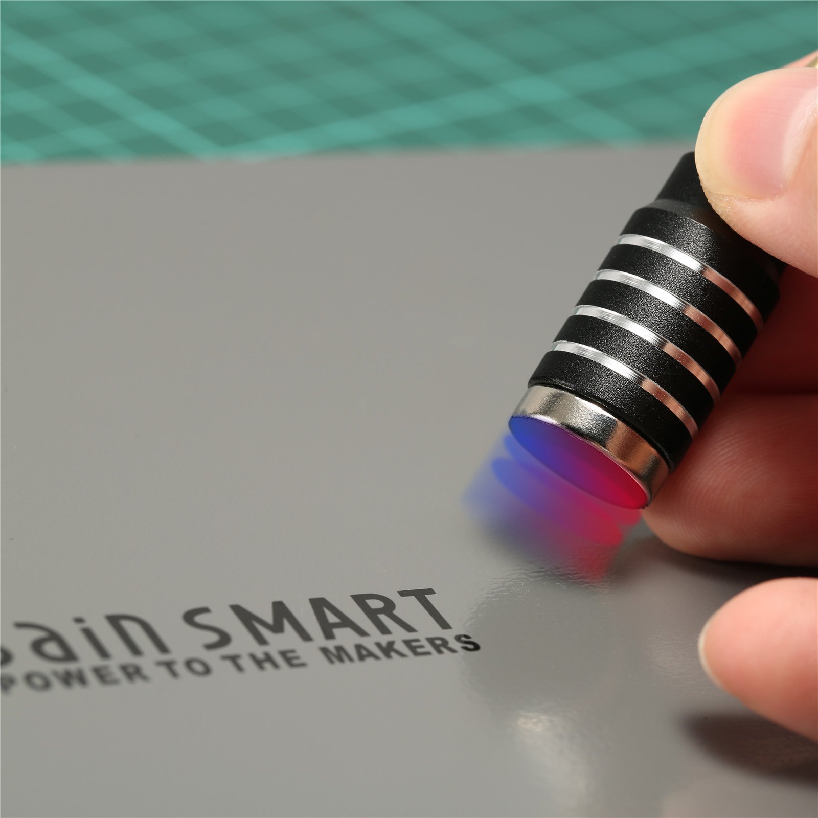 SainSmart Hands-free Soldering Station with Magnetic Lamp
